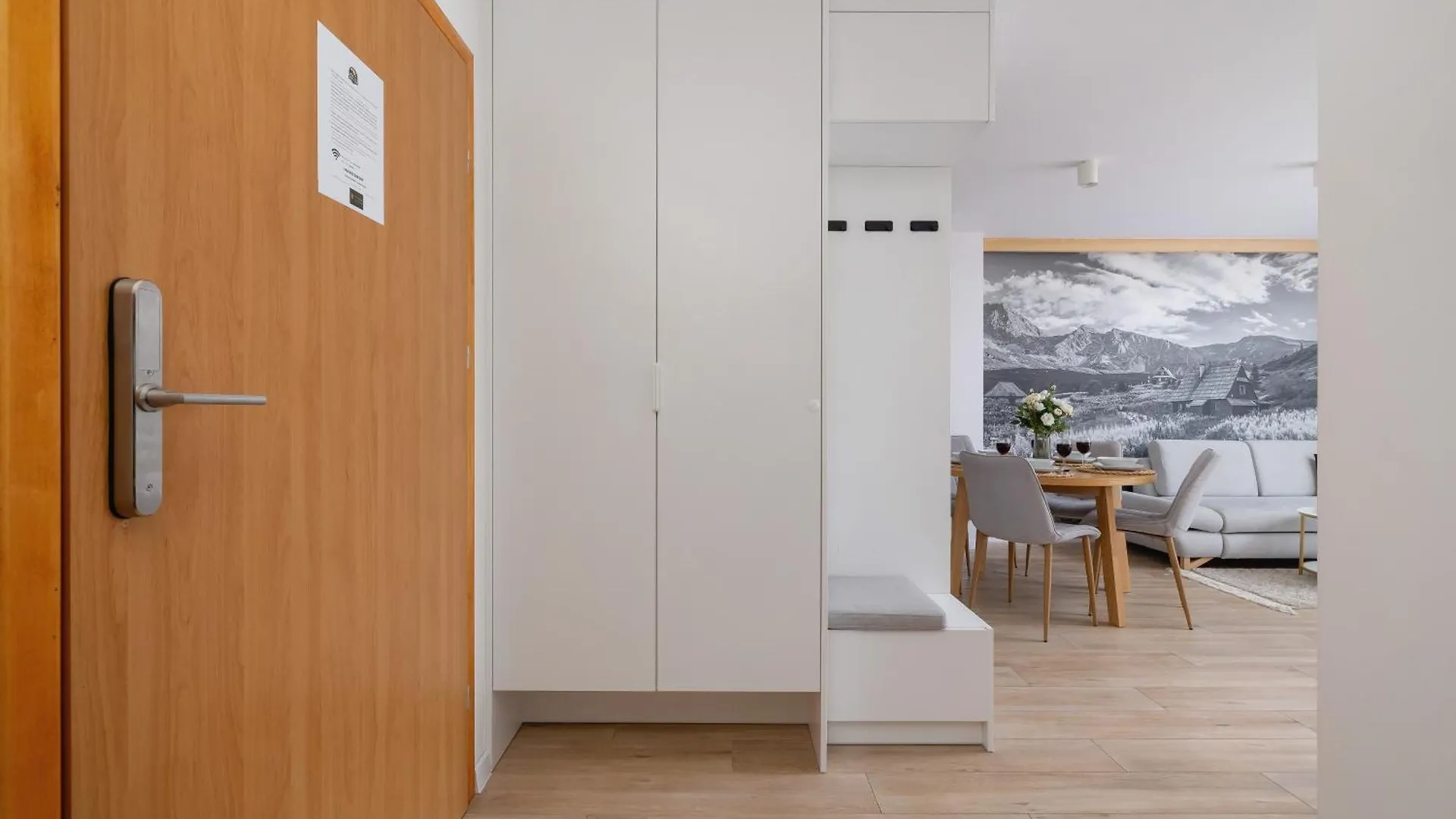 Exclusive Apartments With Air Conditioning And Balcony By Renters Prestige Zakopane Polonia